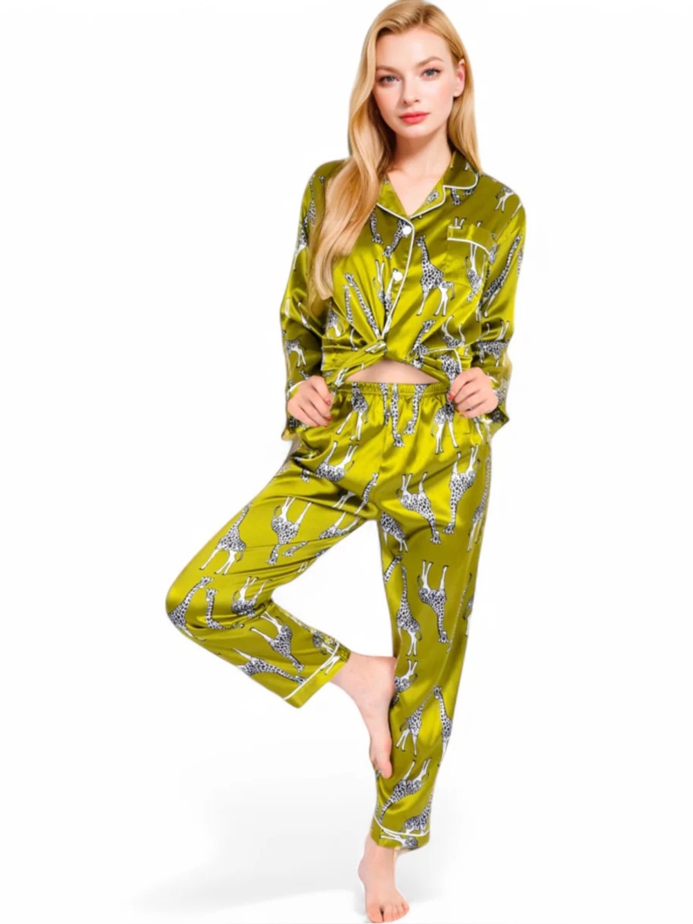 NWT Anna-Kaci Satin Pajama Set with Giraffe Print and Button -Down Top Sz L